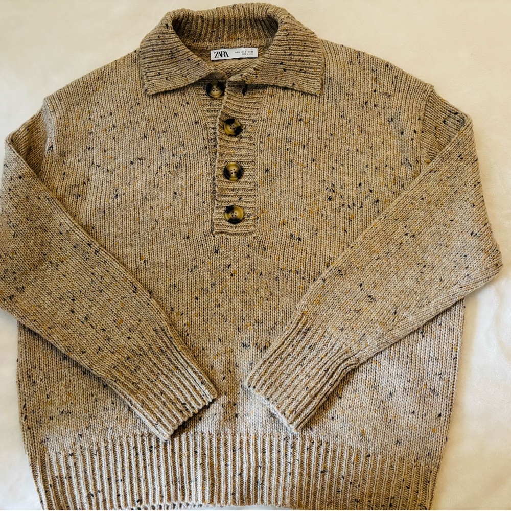 Zara Men's Collar Sweater